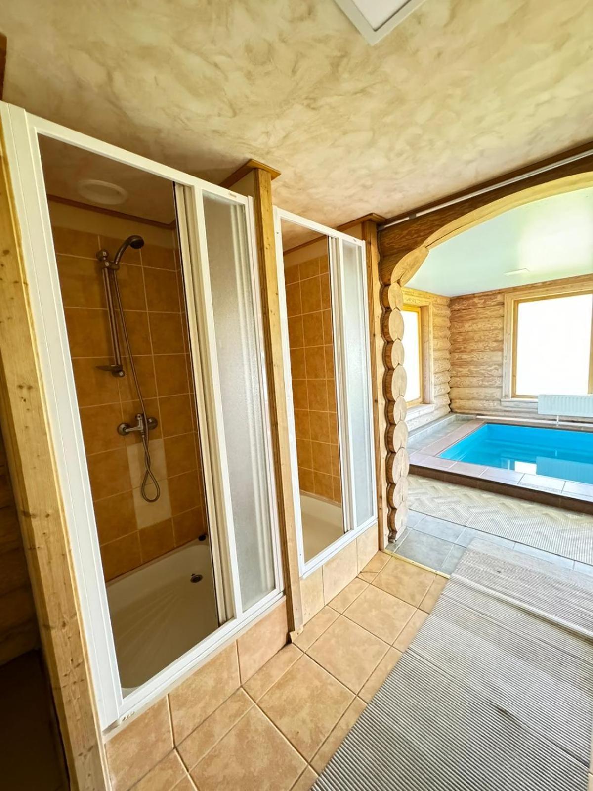 Hotel Vonadzini à Stāmeriena Extérieur photo
