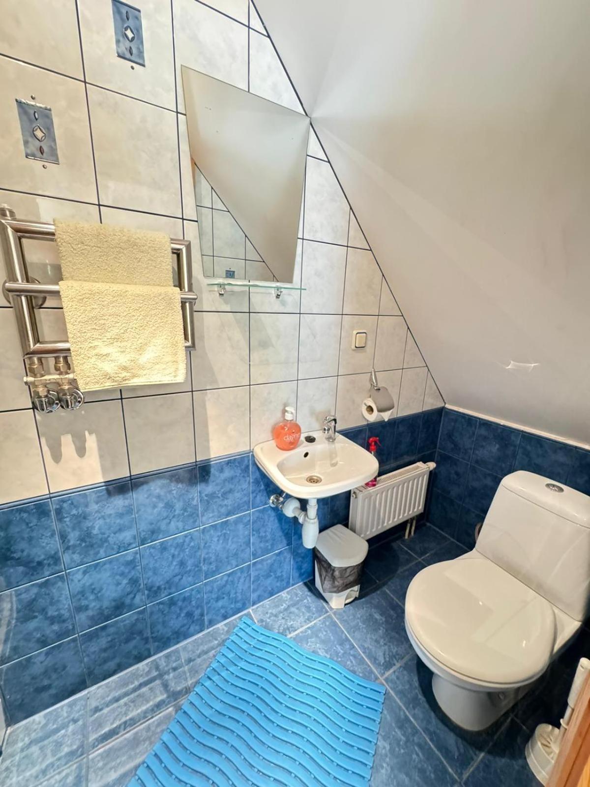 Hotel Vonadzini à Stāmeriena Extérieur photo