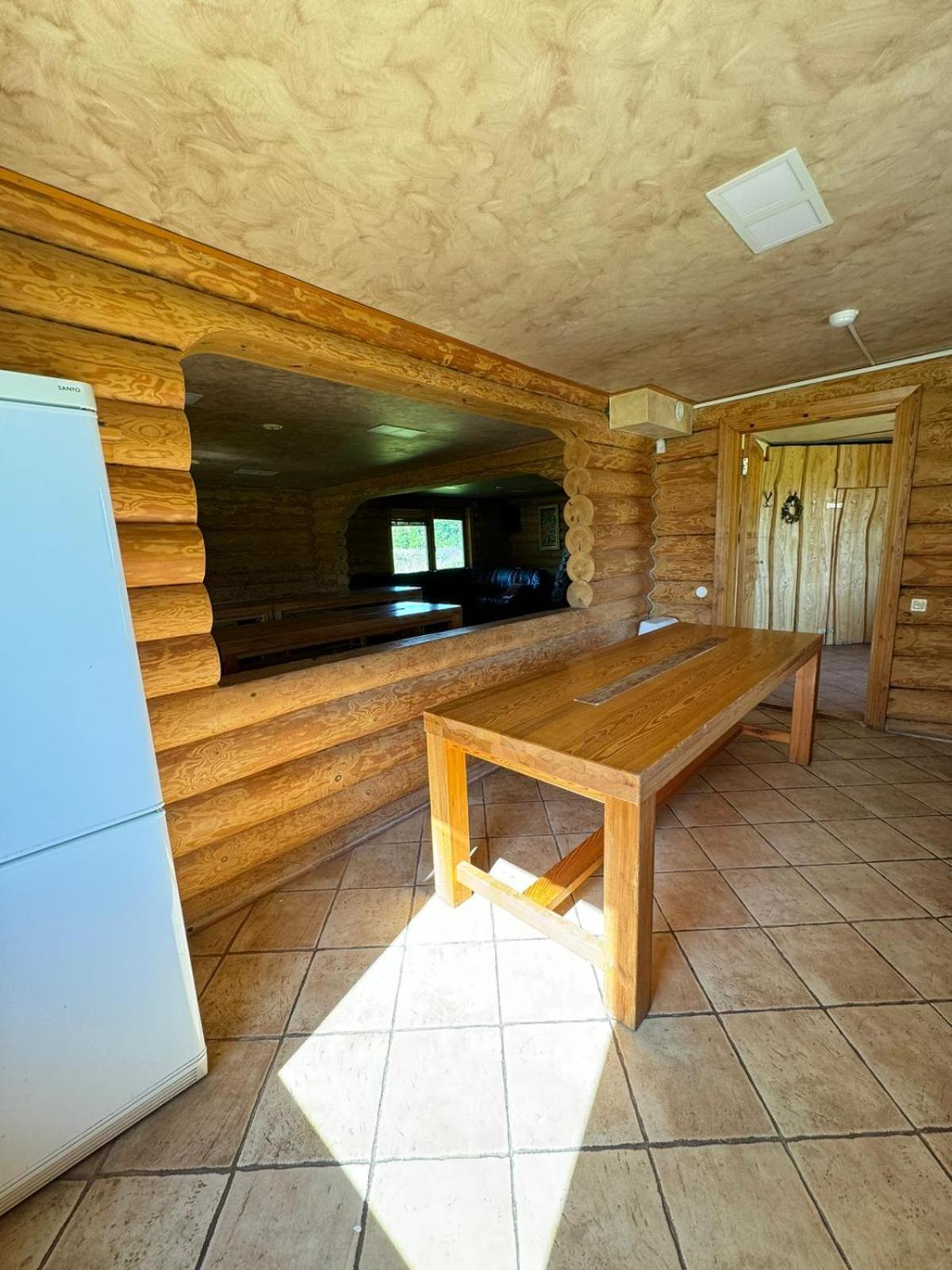 Hotel Vonadzini à Stāmeriena Extérieur photo