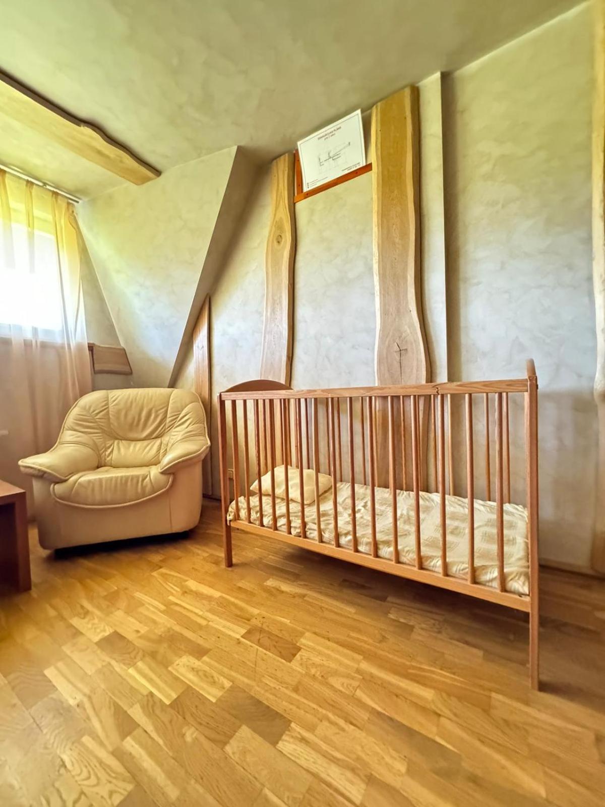 Hotel Vonadzini à Stāmeriena Extérieur photo