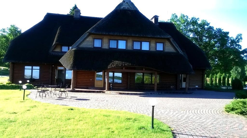 Hotel Vonadzini à Stāmeriena Extérieur photo